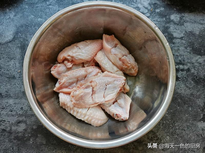 在家烤翅中自配腌料，烤好外焦里嫩香浓入味，真解馋 第5张