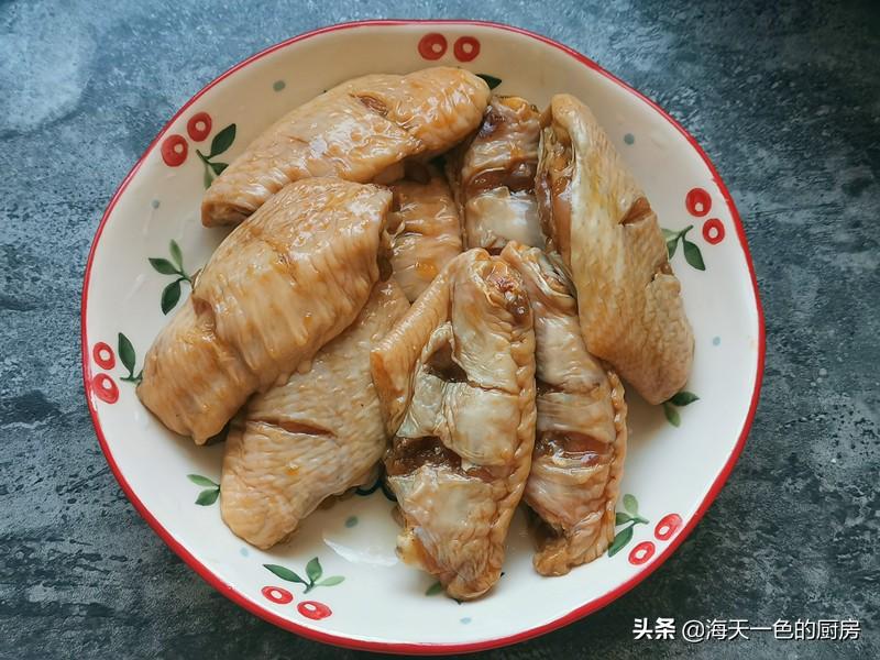 在家烤翅中自配腌料，烤好外焦里嫩香浓入味，真解馋 第11张