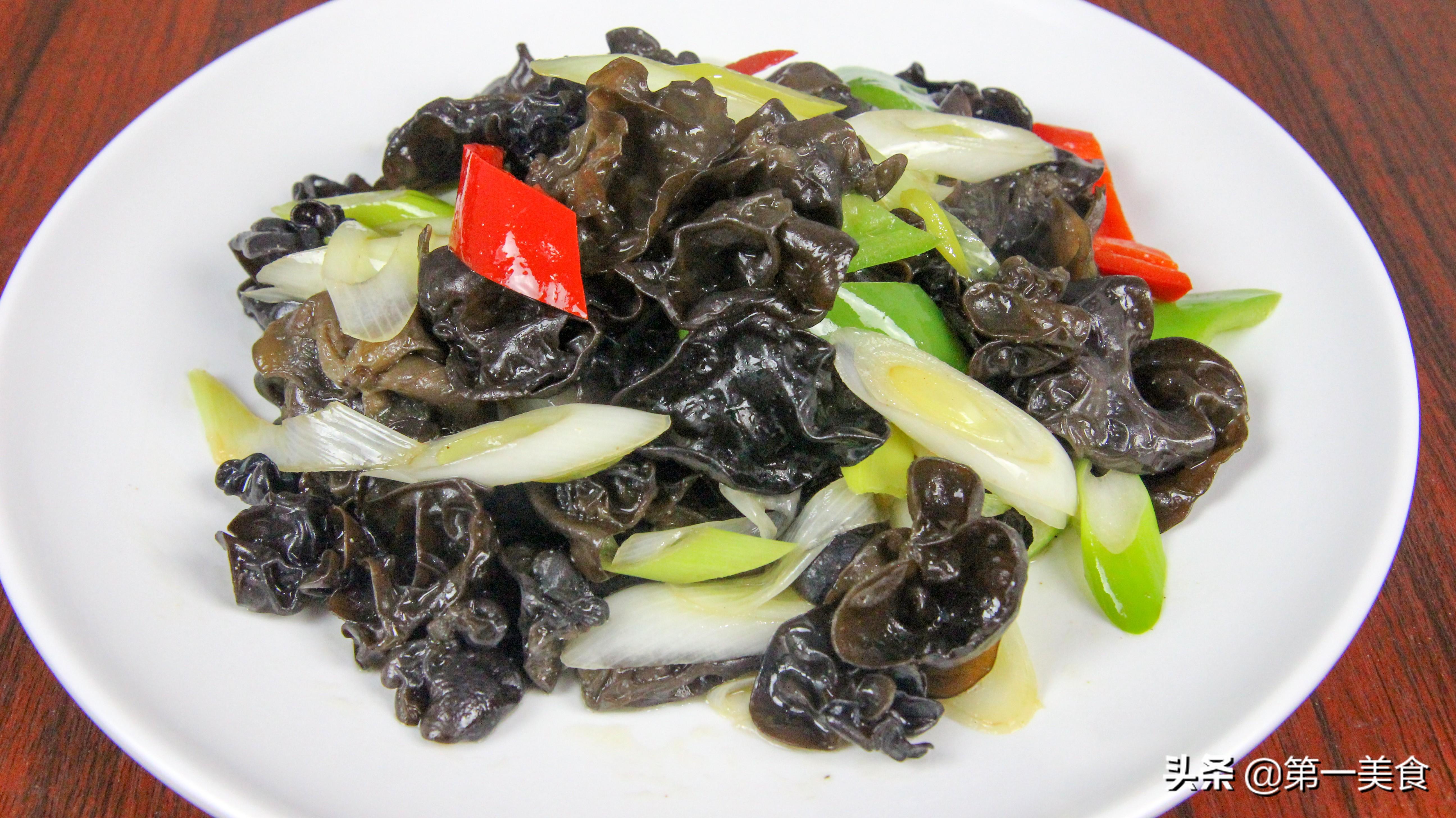 葱爆黑木耳这样做，和凉拌菜一样清淡，口味香脆，香味扑鼻 第13张