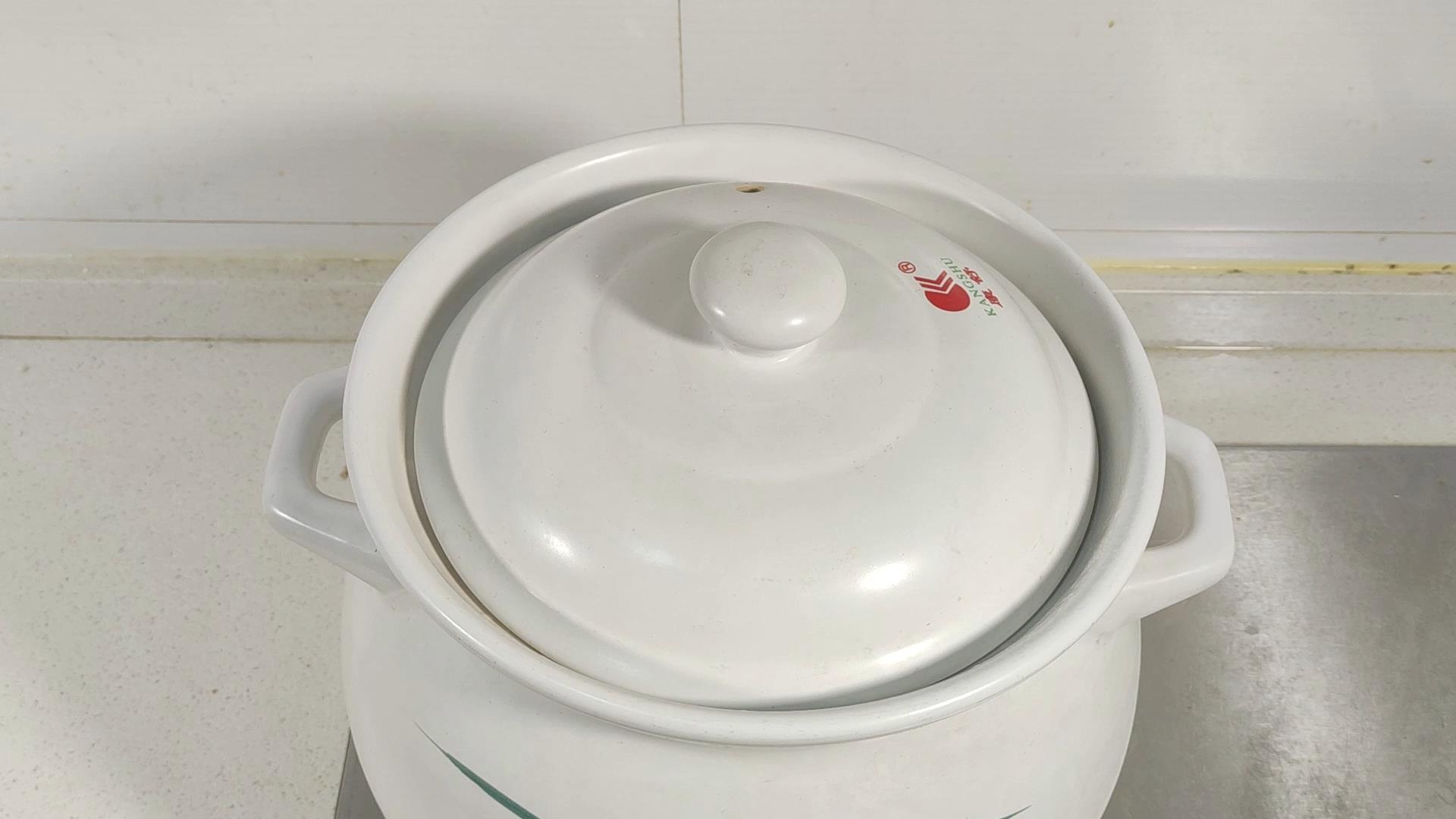 炖鸡汤时，牢记“3放3不放”搭配，最营养最好吃，煲鸡汤的做法 第35张