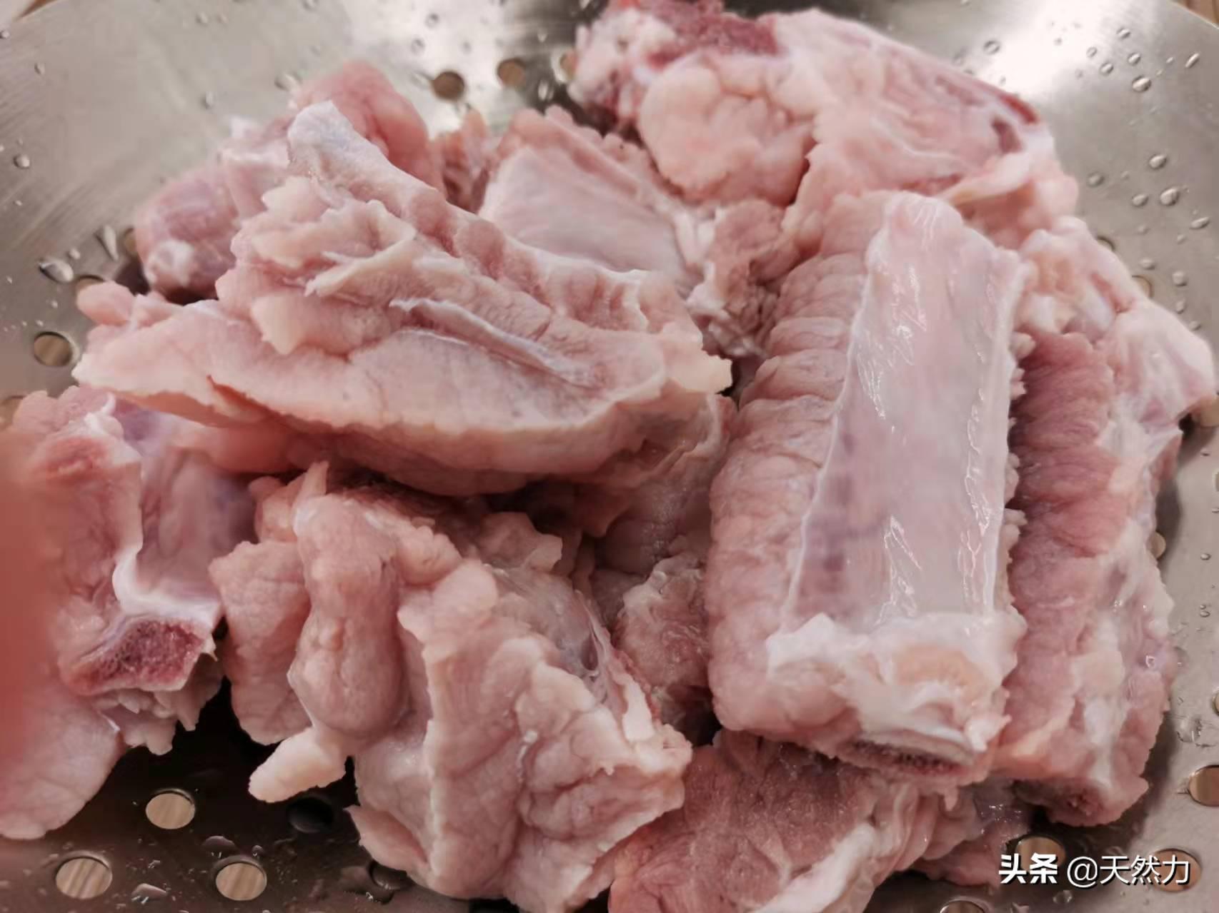 广东家常老火靓汤之萝卜排骨汤，原汁原味，香甜滋补，一看就会 第13张