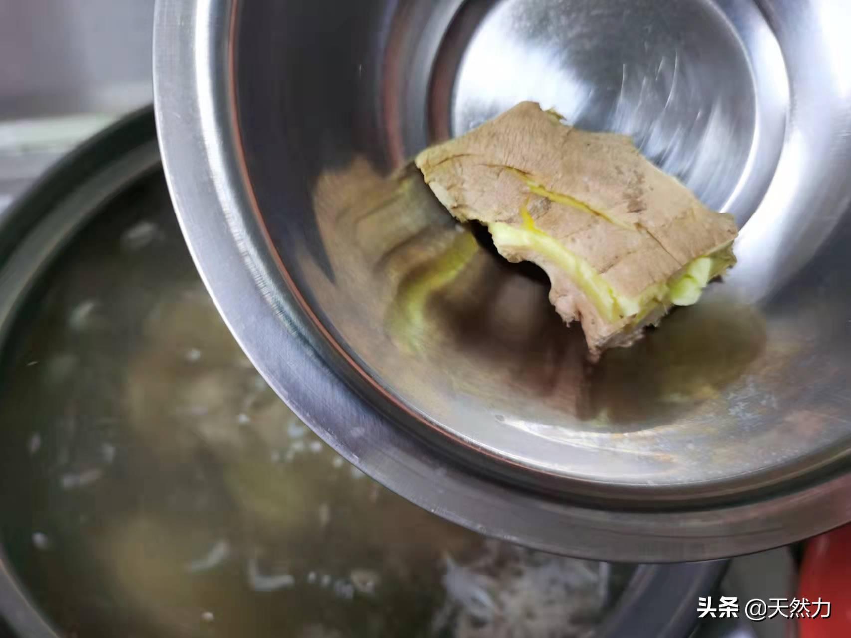 广东家常老火靓汤之萝卜排骨汤，原汁原味，香甜滋补，一看就会 第39张