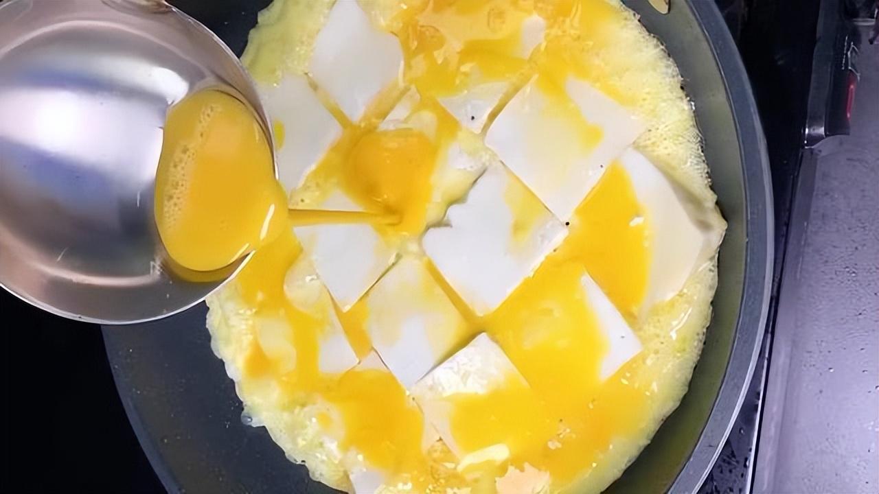 自制家常红烧豆腐的做法，外焦里嫩，鲜香入味超级下饭 第5张