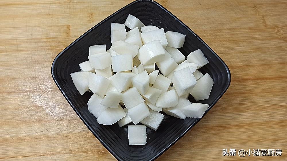 “牛腩炖萝卜”这种做法不仅好吃而且让牛肉更软烂，香辣爽口下饭 第13张