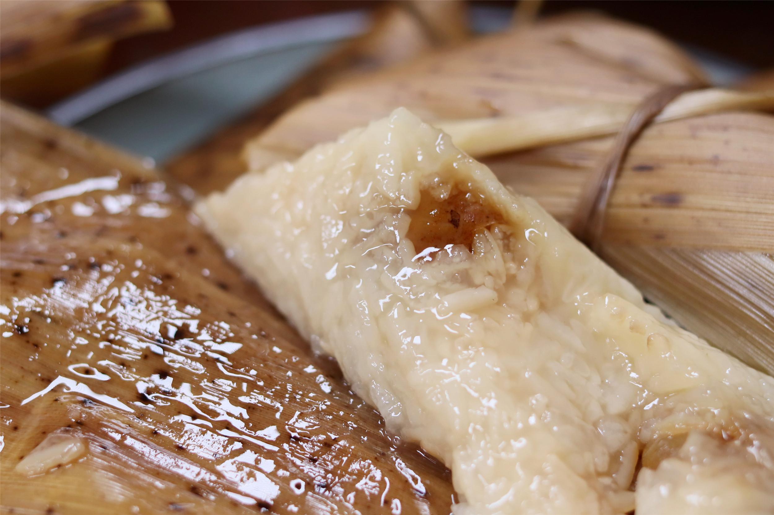 煮粽子，用冷水还是热水？煮多久？加什么煮的更香？一次告诉你 第3张