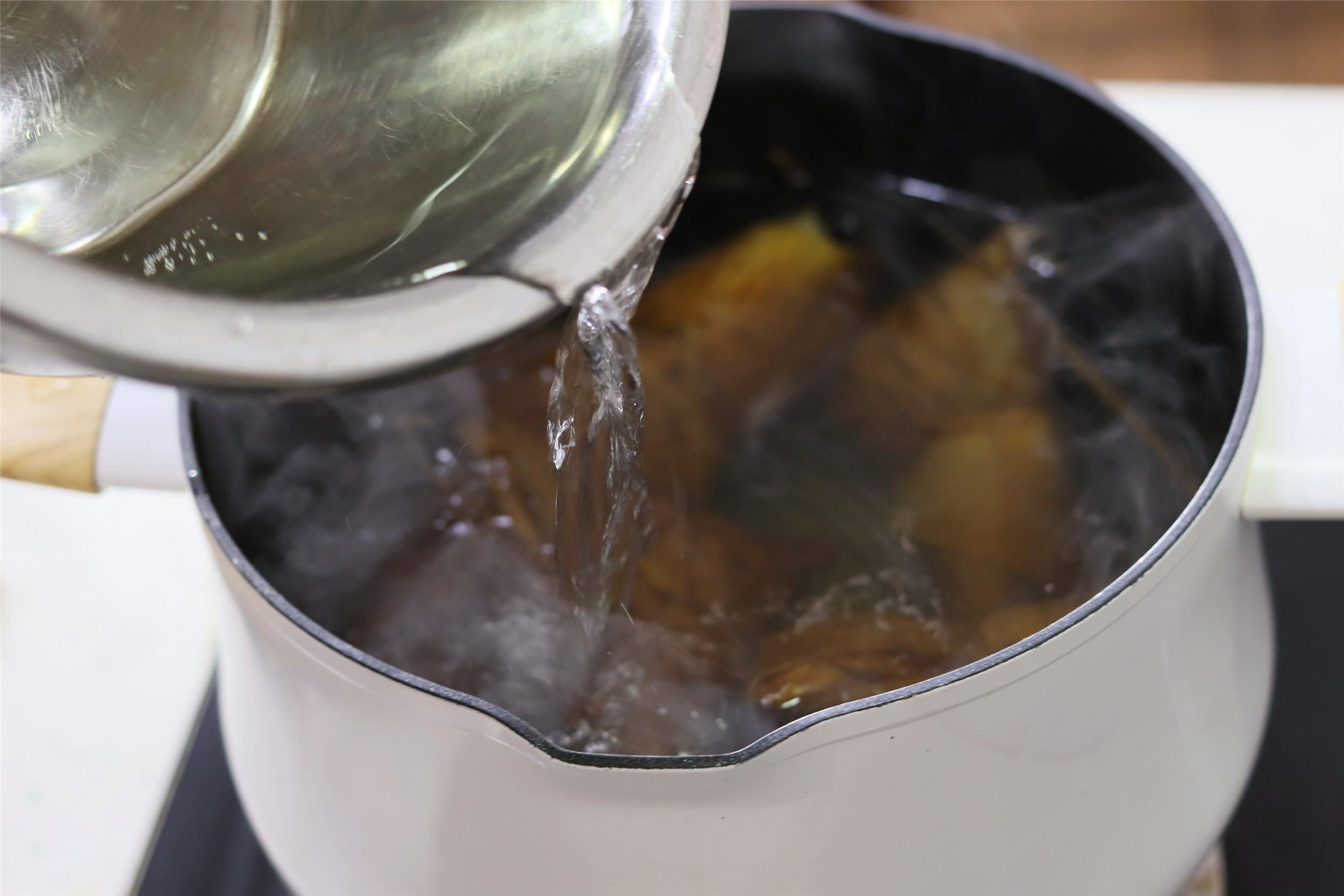 煮粽子，用冷水还是热水？煮多久？加什么煮的更香？一次告诉你 第9张