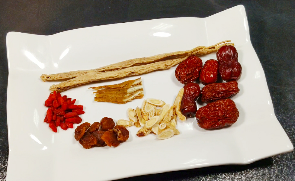 炖鸡汤时，搭配这7种炖料，鸡汤鲜美又滋补，比鱼汤还好喝 第9张