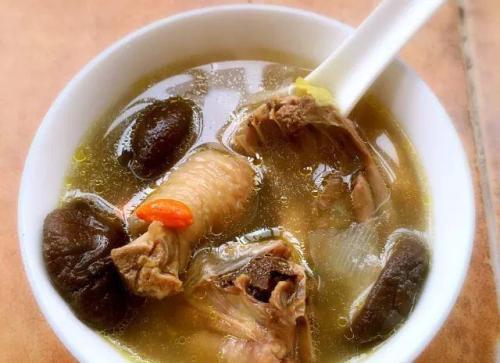 炖鸡汤时，搭配这7种炖料，鸡汤鲜美又滋补，比鱼汤还好喝 第19张