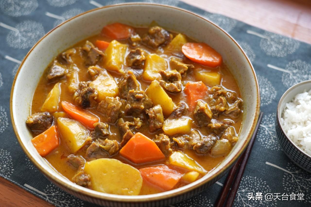 下饭神器，好吃到舔盘的咖喱土豆牛肉 第1张