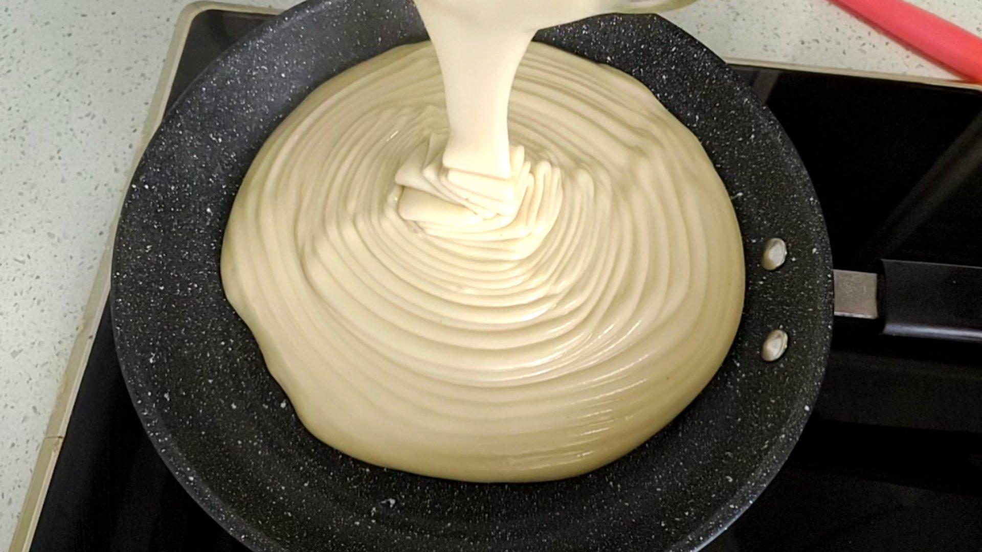 细腻绵软的「自制莲蓉馅」，比买的纯正，香甜不腻，做月饼必备 第11张