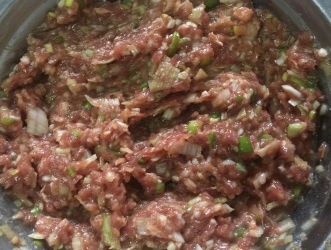 牛肉饺子馅用什么做配菜好?加入3种蔬菜，牛肉馅鲜美爆汁无膻味 第13张