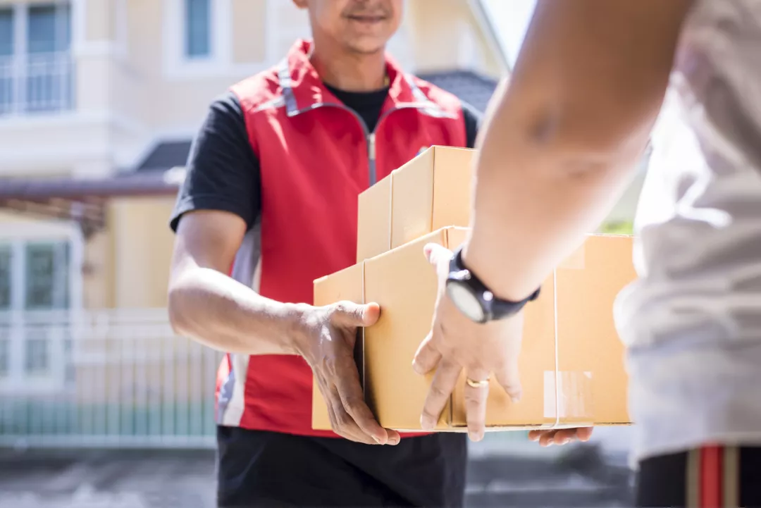 “一元钱都赚”的顺丰,前三季度净利预计下滑70%，拐点何时能到？ 第1张