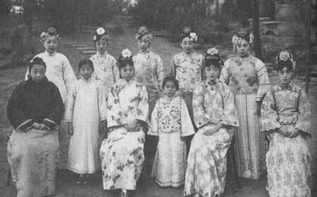 古代格格出嫁为什么随身带个宫女?用来和驸马试爱 第9张