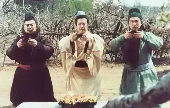 刘备诸葛亮为什么要借刀除掉关羽？ 真相被揭开 第1张