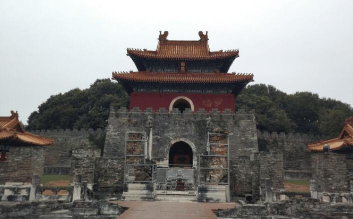 我国一座古墓，家族守其千年不知墓主身份 第1张