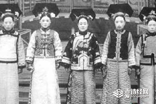 清朝皇宫那么危险为什么还抢着进宫 第1张