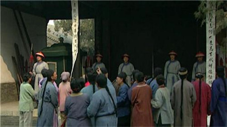 张廷玉为什么被乾隆抄家?为何乾隆最后又全还回去了? 第3张