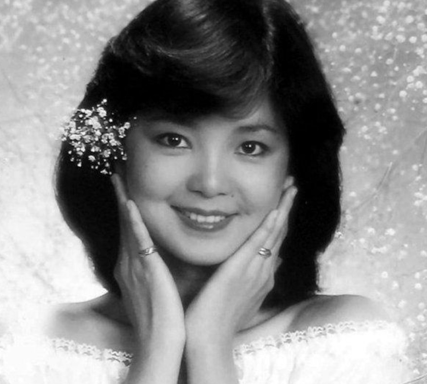 邓丽君坎坷情路：经历2次恋人意外去世，欲嫁豪门受辱后退出乐坛 第5张