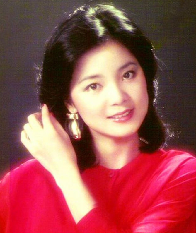 邓丽君坎坷情路：经历2次恋人意外去世，欲嫁豪门受辱后退出乐坛 第15张