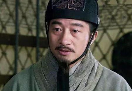 诸葛亮唯一一次犯错：杀了一个不该杀的大将，饶了一个该杀的小人 第9张