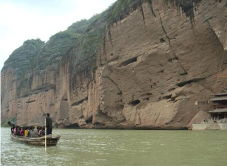 龙虎山悬棺未解之谜?当地旅游局悬赏30万寻人破解 第3张