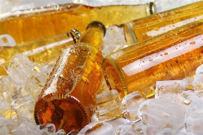 喝啤酒能消暑吗？凉爽只是假象 第1张