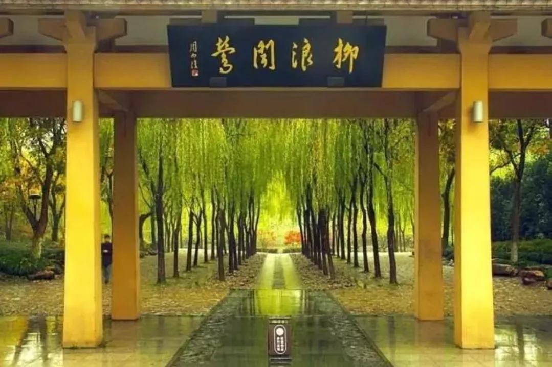 来杭州玩，必去的杭州西湖十景 第11张
