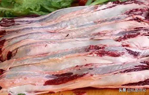 自从知道牛腩这样做，我家一周吃5次，软烂入味，汤汁拌饭香郁 第5张