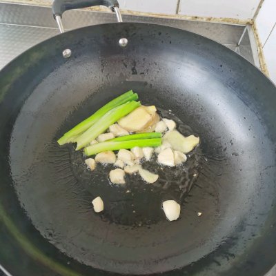 这道香辣螃蟹，一周吃六次都嫌少 第3张