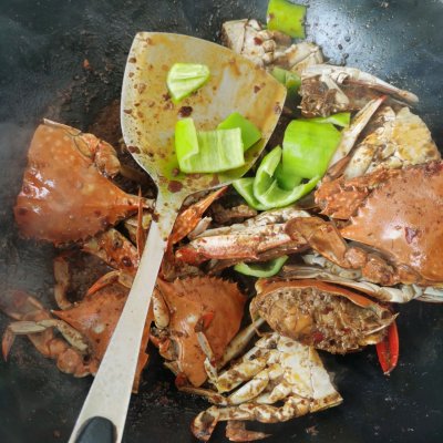 这道香辣螃蟹，一周吃六次都嫌少 第11张