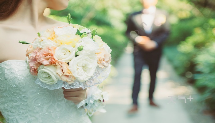 金婚银婚是多少年[结婚纪念日名称及含义汇总] 第5张