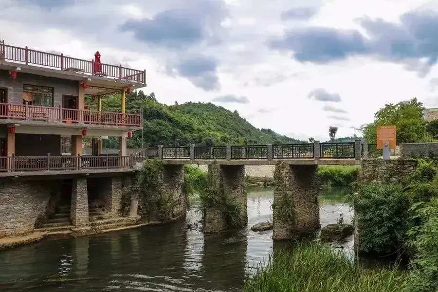 贵阳周边游玩景点推荐（贵阳旅游必去的9处古村古镇） 第11张