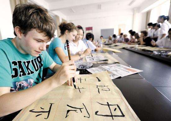 世界上有5000多种语言，联合国为何认定汉语最难学！原因是什么？ 第15张