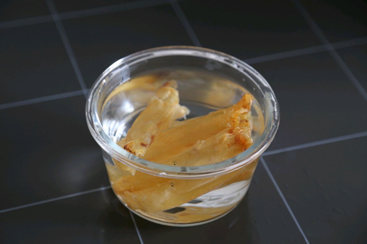 教你做花胶鸡汤，鲜美至极，营养丰富，非常适合女性食用 第5张