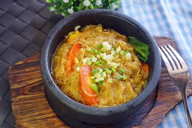 美食菜谱大全：肉末炒粉条做法，5分钟出锅，能下3碗饭！ 第3张