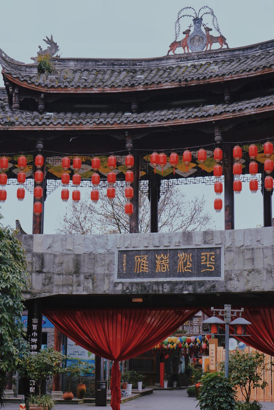 成都周边旅游十大景点（成都10个周边短途旅游地） 第9张