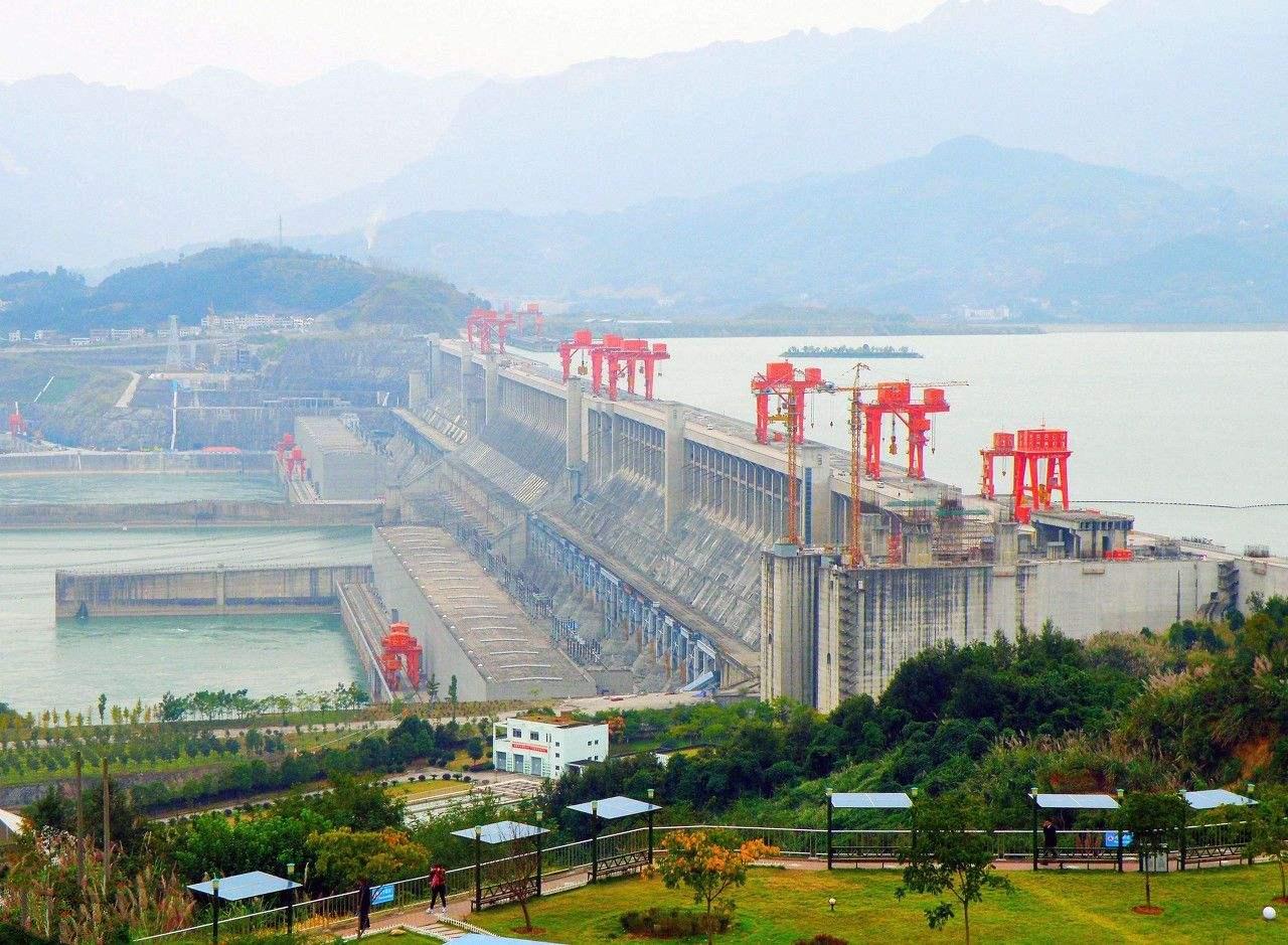 中国三峡大坝装机容量世界第一，为什么年发电量却落后于第二？ 第1张