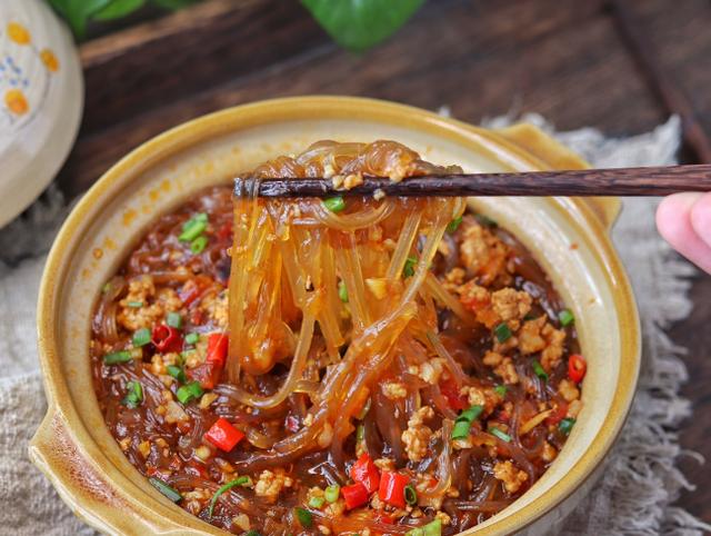 美食菜谱大全：肉末炒粉条做法，5分钟出锅，能下3碗饭！ 第19张