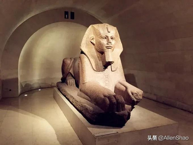 卢浮宫世界三大博物馆之一，存放着世界艺术的无价瑰宝 第1张