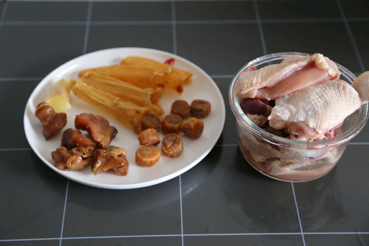 教你做花胶鸡汤，鲜美至极，营养丰富，非常适合女性食用 第3张