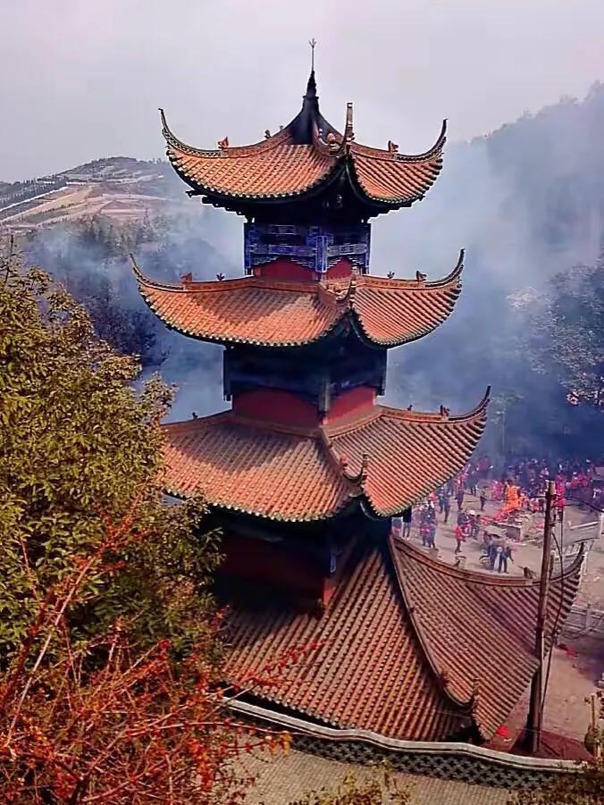 昆明十大爬山景点 昆明市区爬山必去景点 第13张