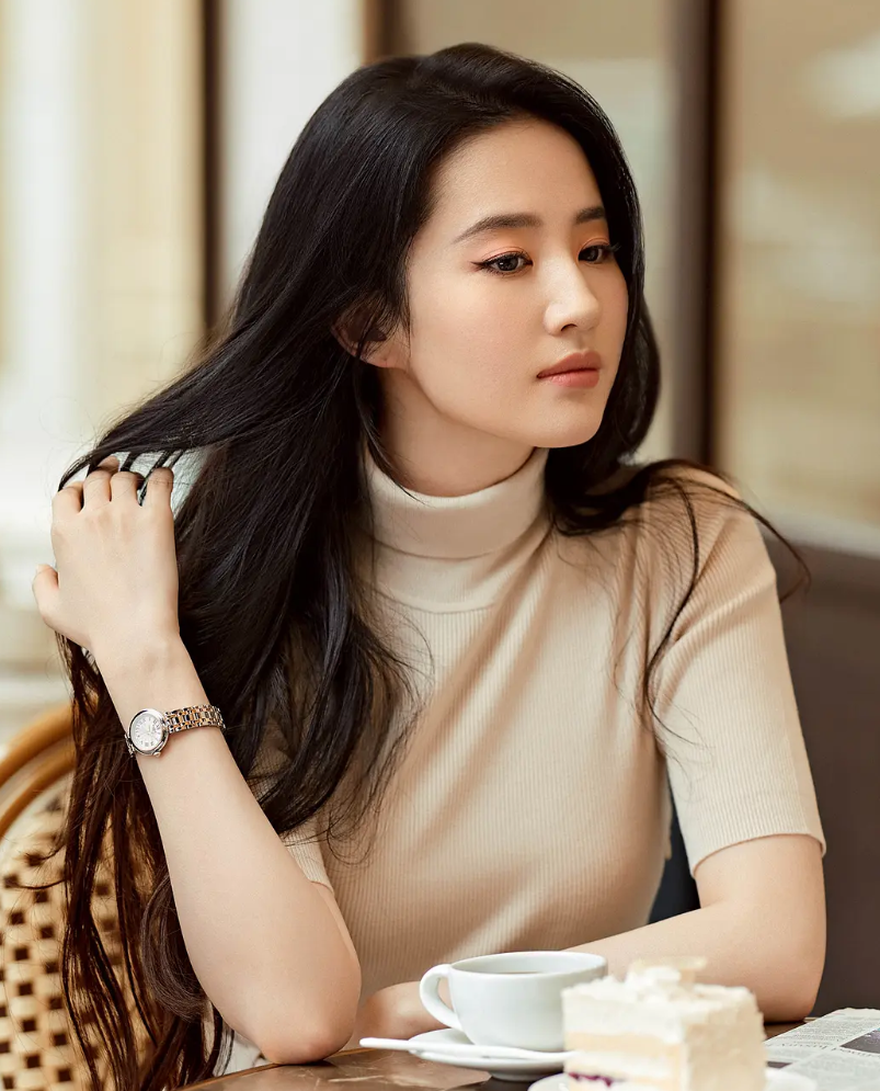 刘亦菲：以结婚的态度与宋承宪交往，因聚少离多分手，34岁仍未婚 第29张
