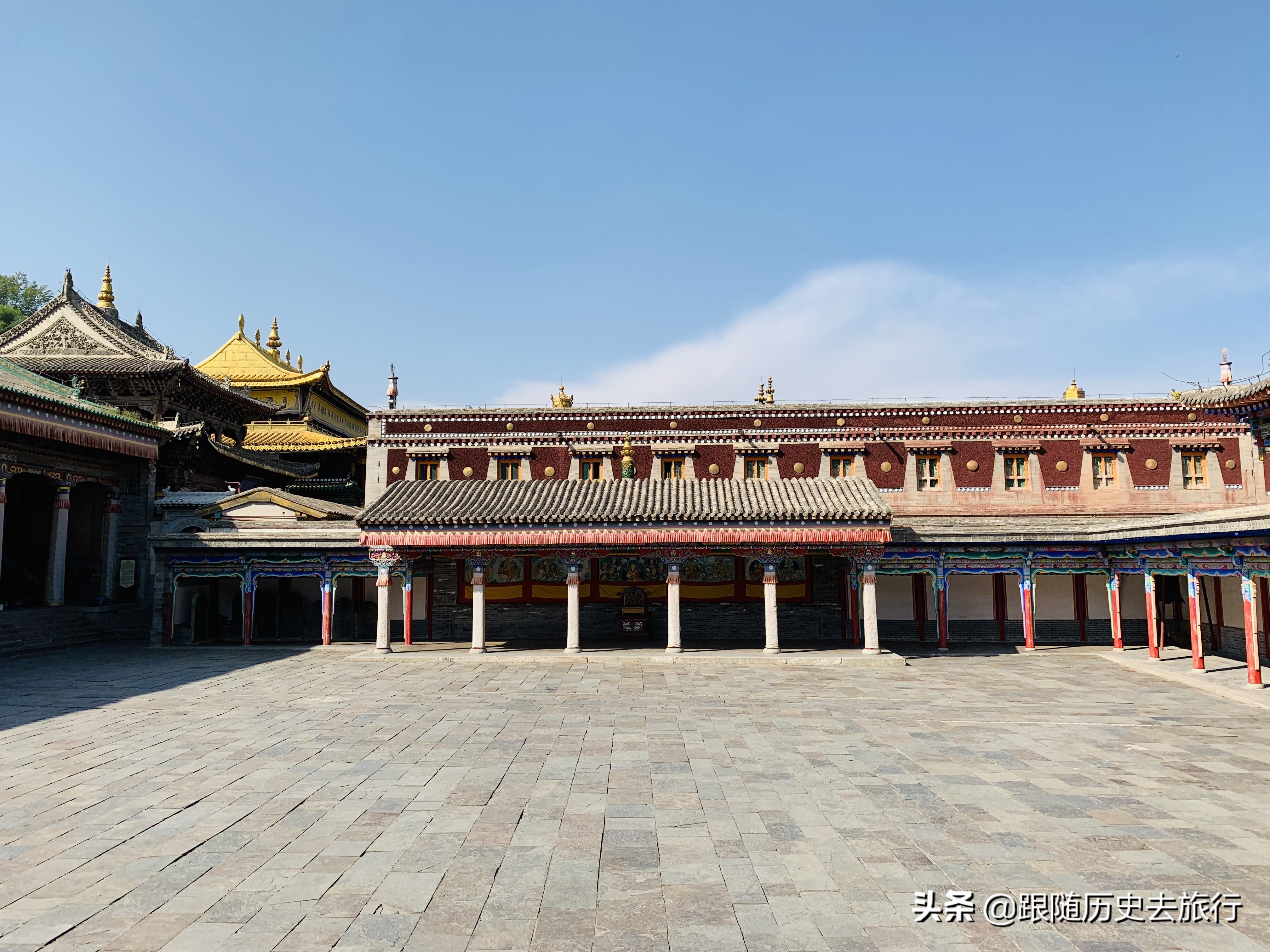 西宁这座佛教胜地塔尔寺，庄严神圣宏伟壮观，历经600年享誉世界 第21张