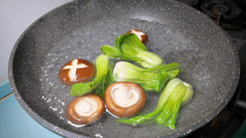 煲仔饭的家常做法，这两个步骤很重要，米饭香浓，出锅满屋飘香 第13张