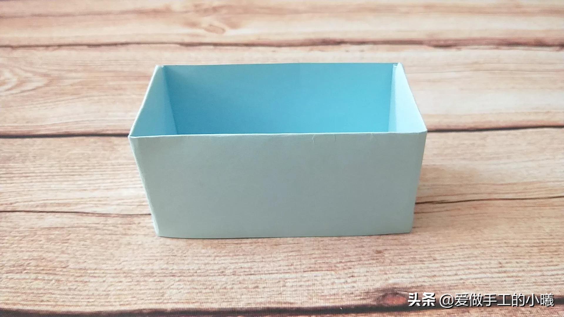 折纸教程：用卡纸折个收纳盒，简单又好看，收纳不烦恼 第3张