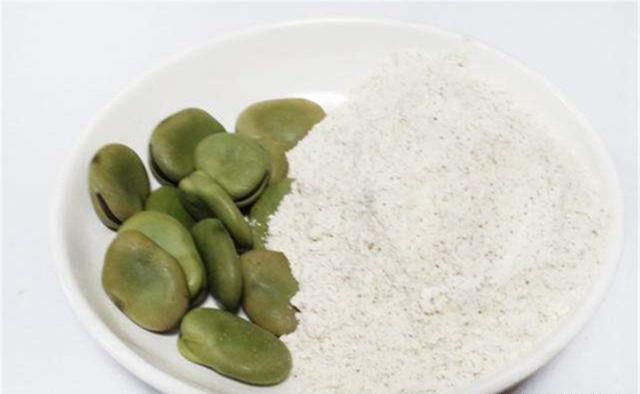 秋钓鲫鱼，用身边这些东西做饵料 第3张