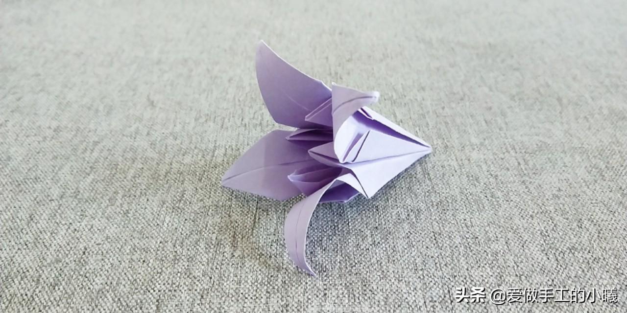 唯美百合花折纸教程，制作很简单，装饰超漂亮 第7张