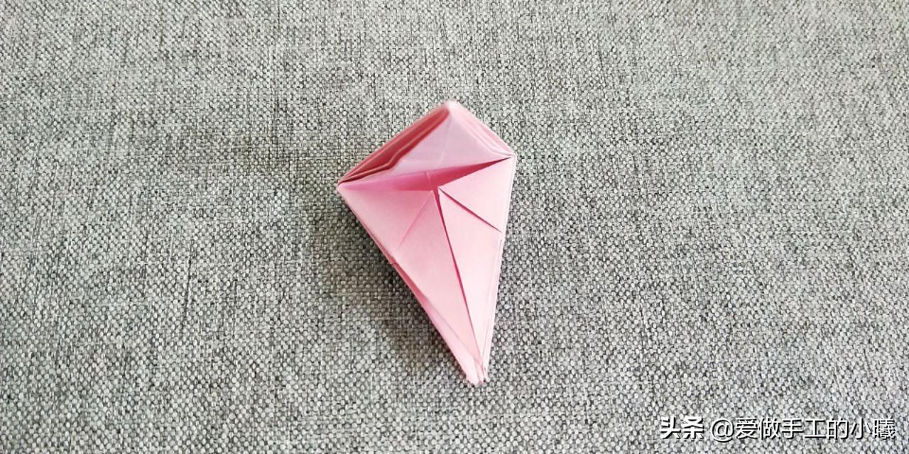 唯美百合花折纸教程，制作很简单，装饰超漂亮 第33张