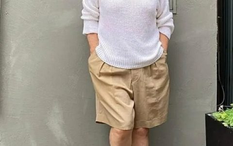 被80岁胖奶奶圈粉啦，每一套穿搭都时髦抢眼，果然爱美与年龄无关