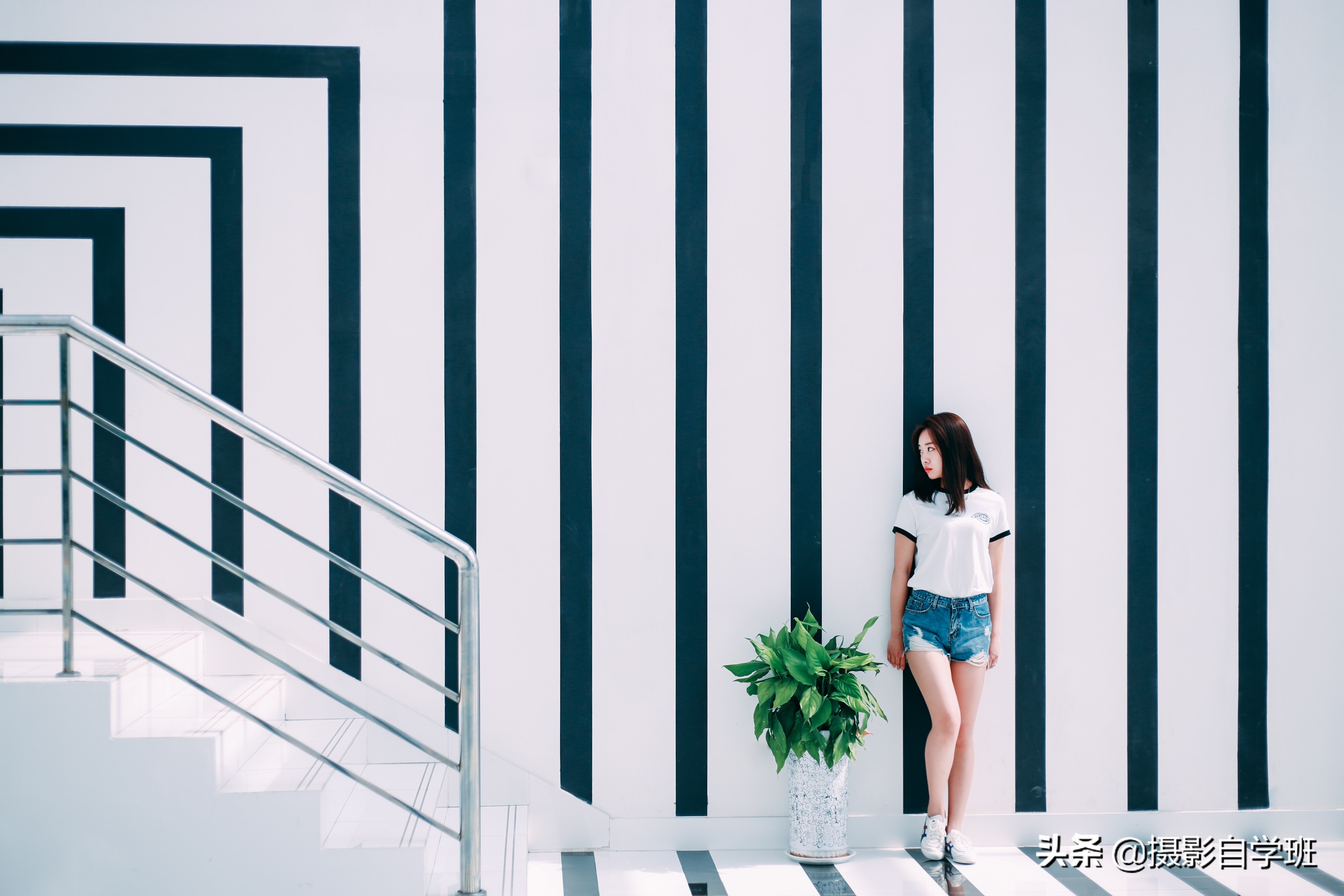 面对镜头很尴尬？这6个摄影技巧，帮你不害羞，拍出自然漂亮照片 第13张